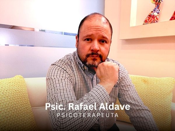 Psicólogo Rafael Aldave